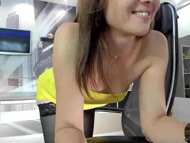 firstMaja Sex Cam Show