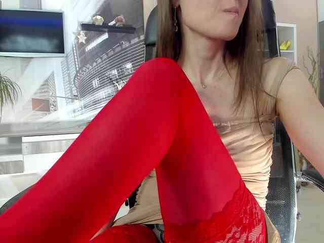 firstMaja Sex Cam Show