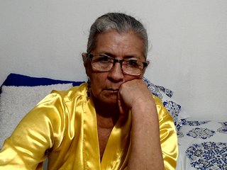 candy-mature