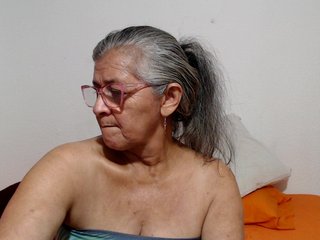 candy-mature
