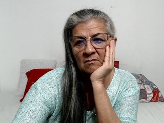 candy-mature