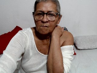 candy-mature