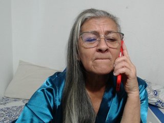 candy-mature