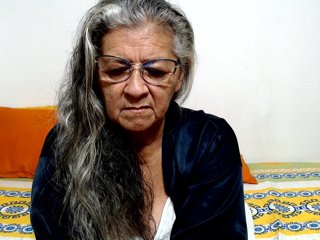 candy-mature Porn Show