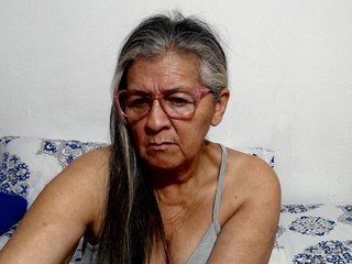 candy-mature