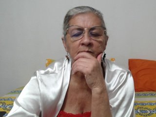 candy-mature