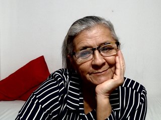 candy-mature
