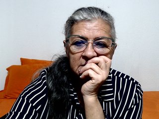 candy-mature
