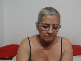 candy-mature