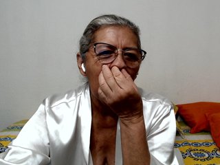 candy-mature