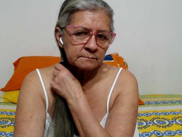 candy-mature