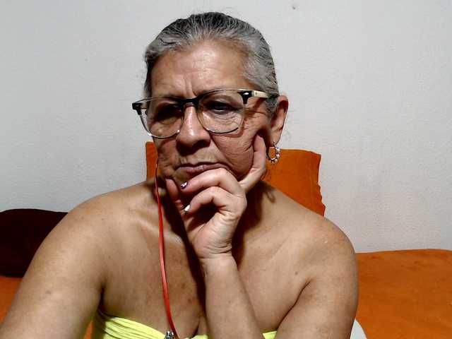 candy-mature