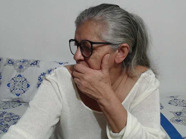 candy-mature's BongaCams show and profile