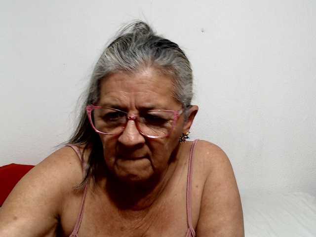 candy-mature