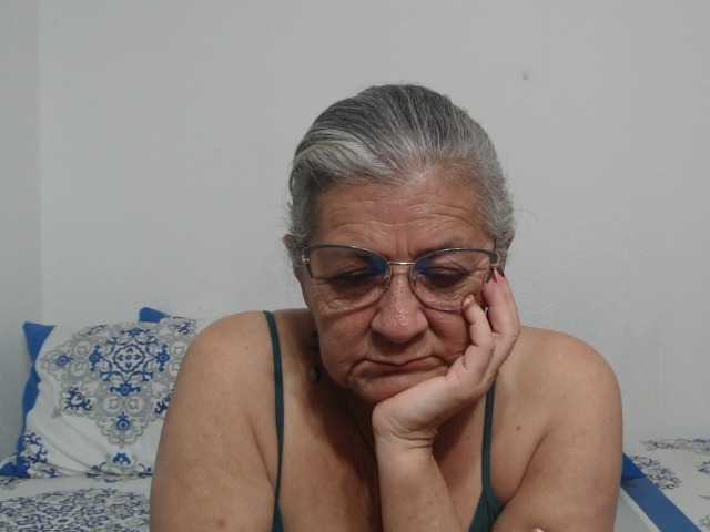 candy-mature live cam on BongaCams