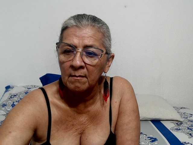 candy-mature