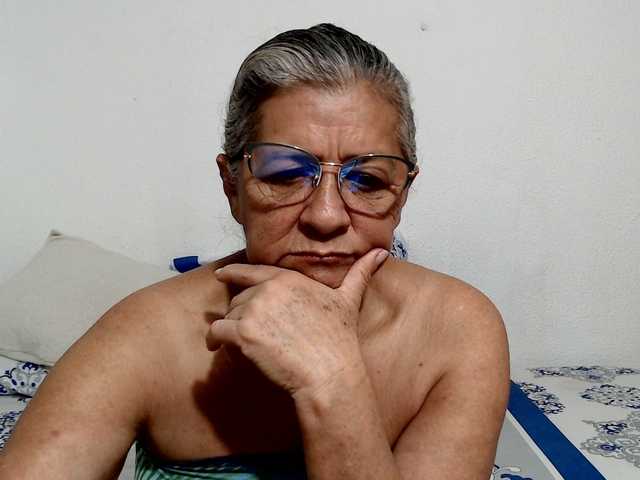 candy-mature live cam on BongaCams