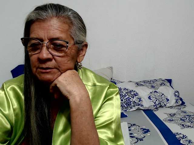 candy-mature live cam on BongaCams