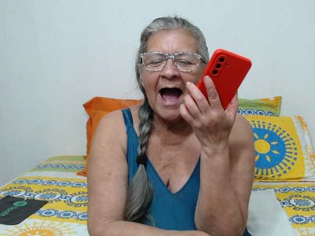 candy-mature live cam on BongaCams
