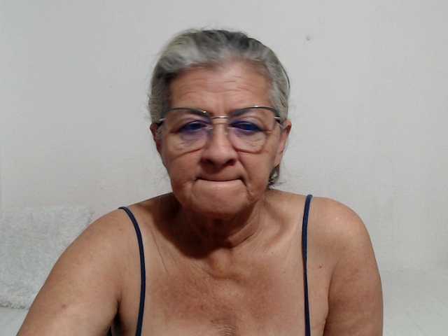 candy-mature