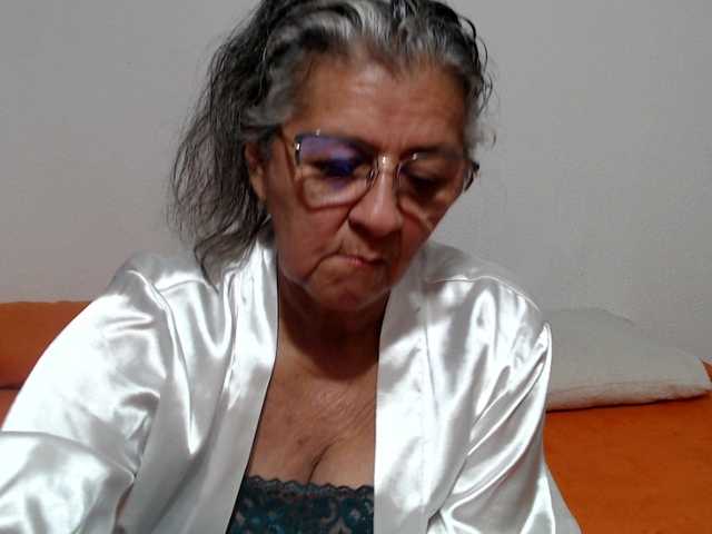 candy-mature
