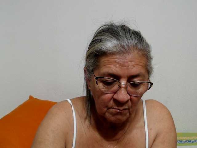 candy-mature live cam preview