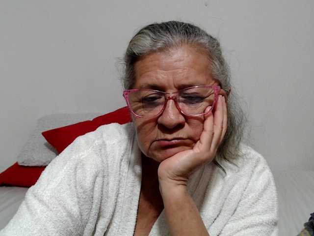 candy-mature
