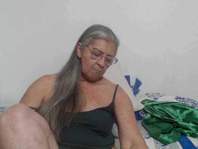 candy-mature
