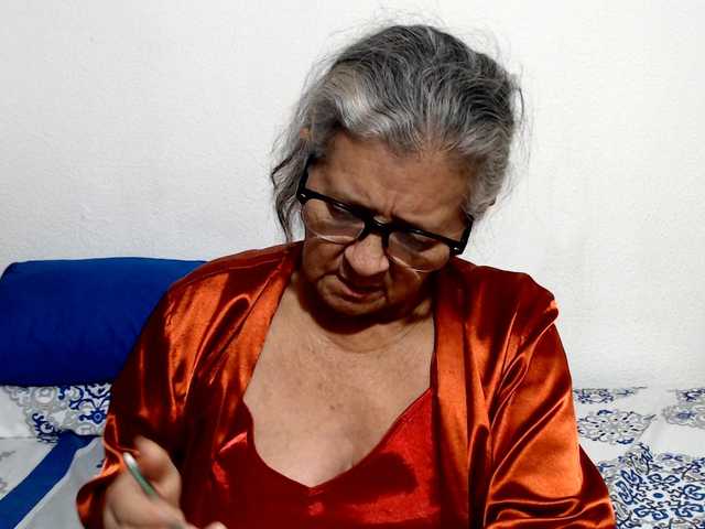 candy-mature live cam on BongaCams