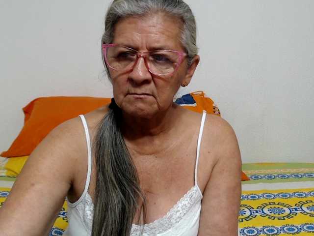 candy-mature
