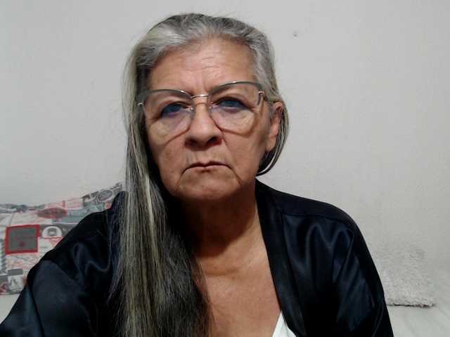 candy-mature live cam on BongaCams