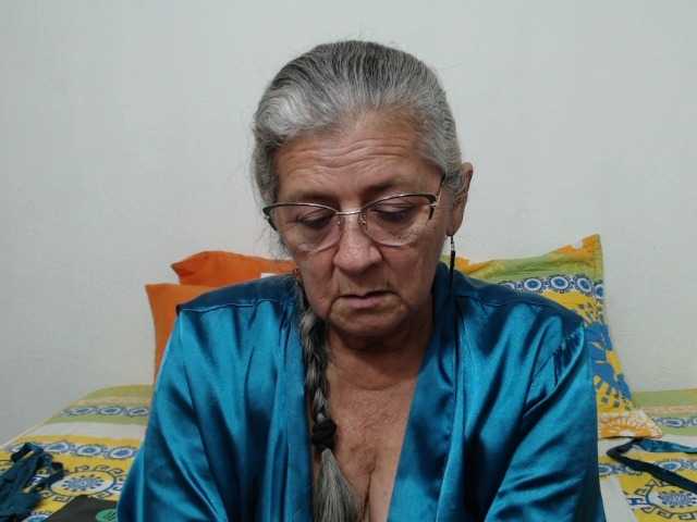 candy-mature live cam preview