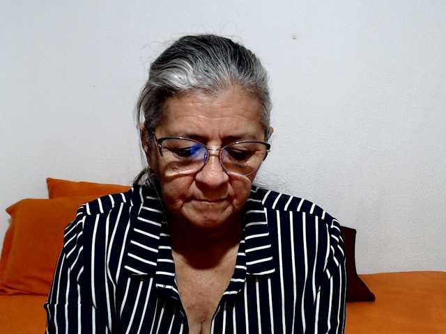 candy-mature live webcam show