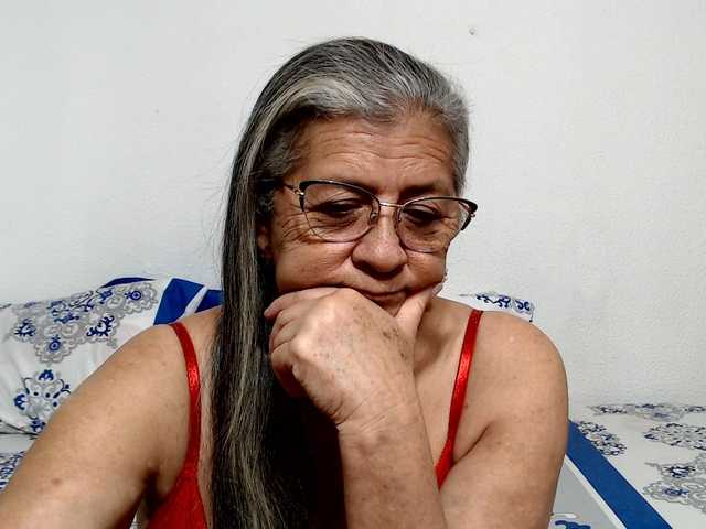 candy-mature