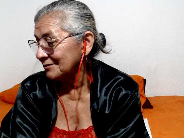 candy-mature live webcam show