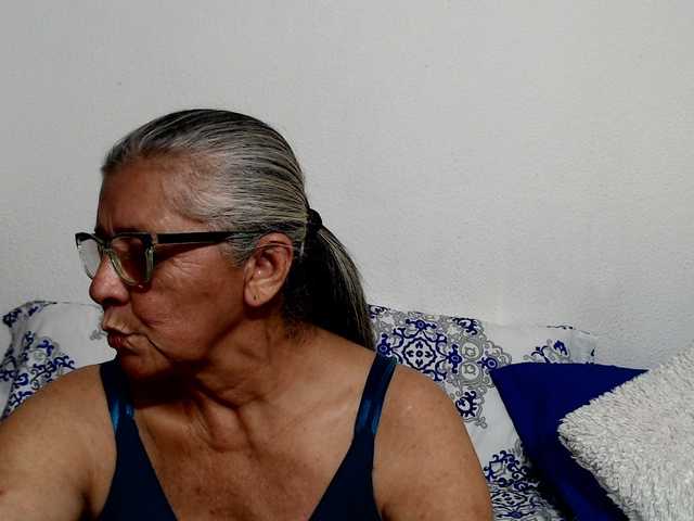 candy-mature