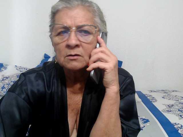 candy-mature