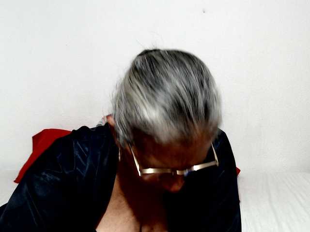 candy-mature live cam on BongaCams