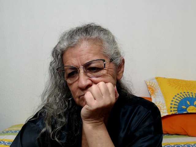 candy-mature