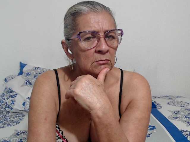 candy-mature live cam preview