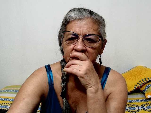 candy-mature