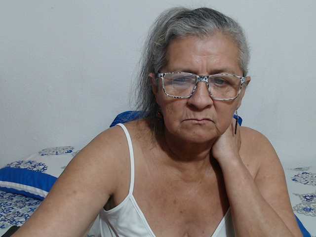 candy-mature's BongaCams show and profile