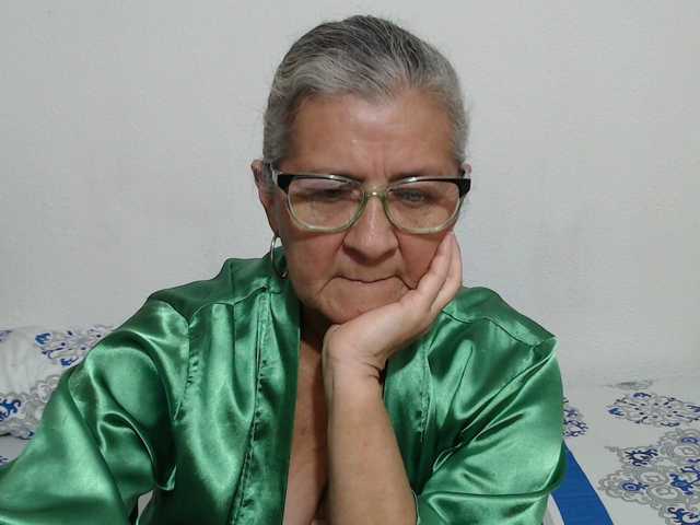 candy-mature's BongaCams show and profile