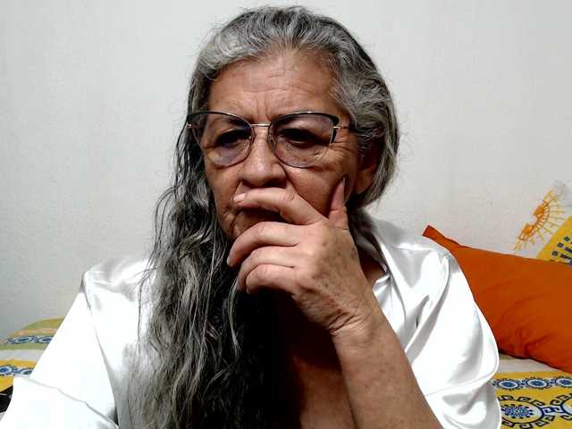 candy-mature live cam preview