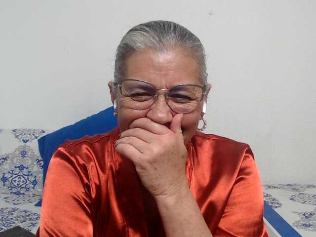 candy-mature