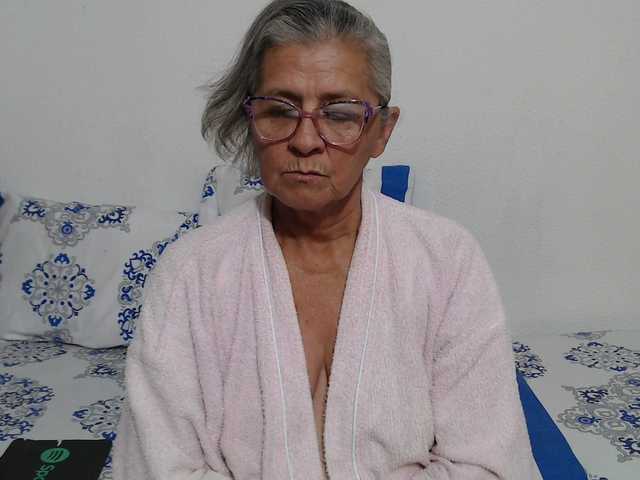 candy-mature's BongaCams show and profile