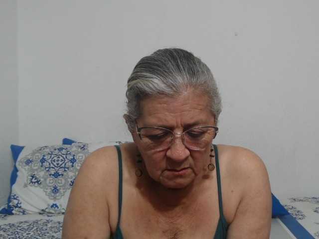 candy-mature
