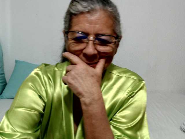 candy-mature