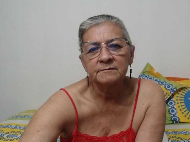 candy-mature