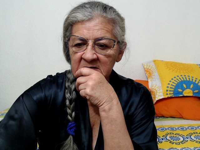 candy-mature live cam on BongaCams